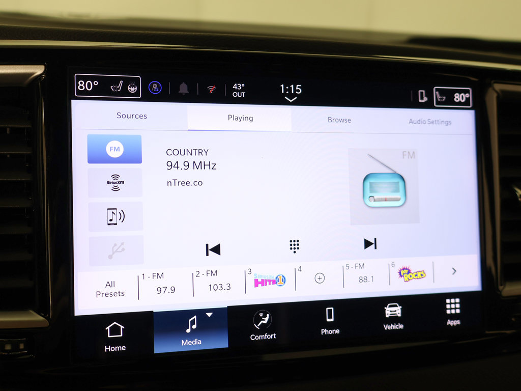Used 2025 Chrysler Pacifica Select FWD image 50