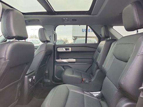 Certified 2023 Ford Explorer Limited w/ Equipment Group 301A image 13