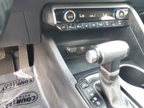 Used 2022 Kia K5 GT-Line w/ GT-Line FWD Premium Package image 29