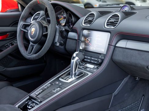Certified 2023 Porsche 718 Cayman GT4 RWD image 56