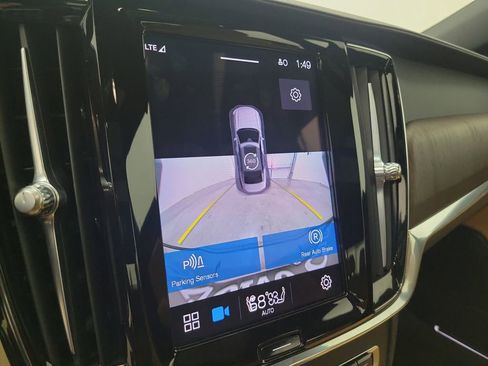 Certified 2023 Volvo S90 B6 Ultimate w/ Lounge Package image 28