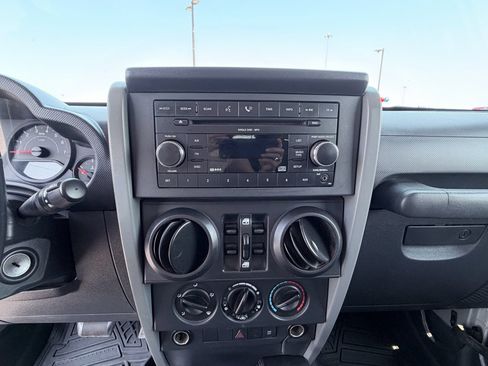 Used 2007 Jeep Wrangler Unlimited X AWD/4WD image 15