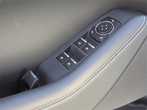 Used 2025 Ford Mustang Mach-E Select image 10