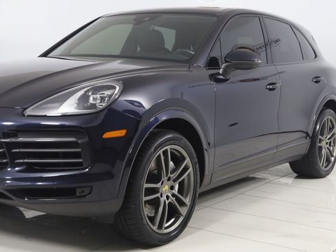 Used 2023 Porsche Cayenne Platinum Edition AWD/4WD image 61