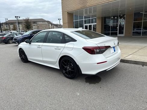 Certified 2025 Honda Civic Sport image 2