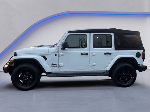 Used 2021 Jeep Wrangler Unlimited Sahara image 12