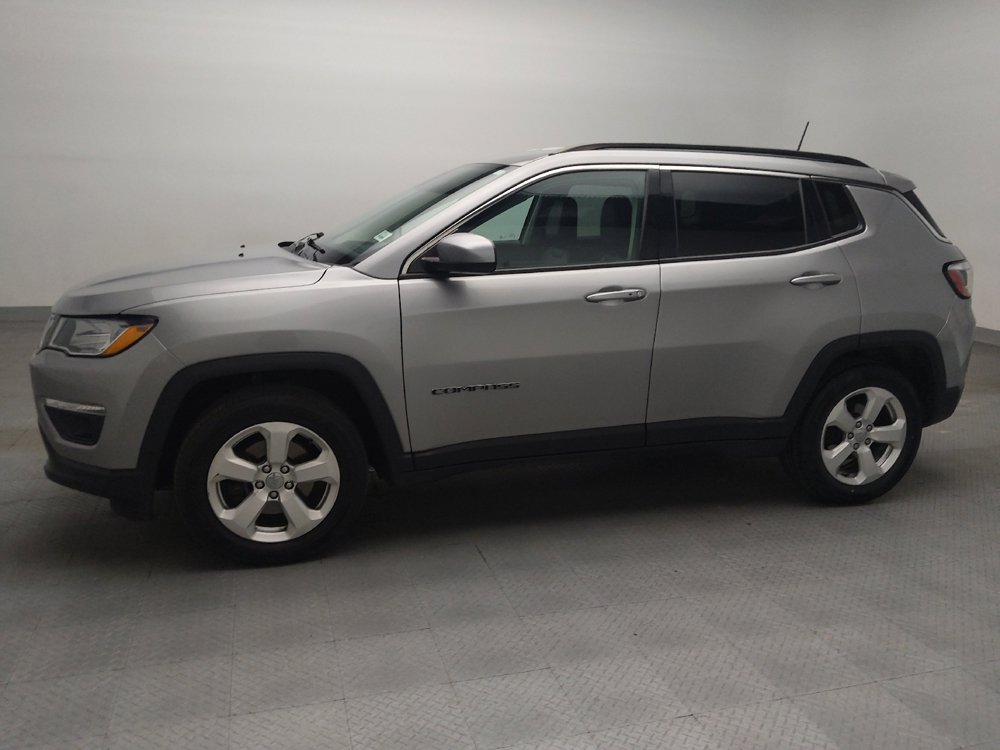 Used 2020 Jeep Compass Latitude FWD image 2