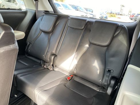 Used 2024 Kia Carnival SX Prestige image 30