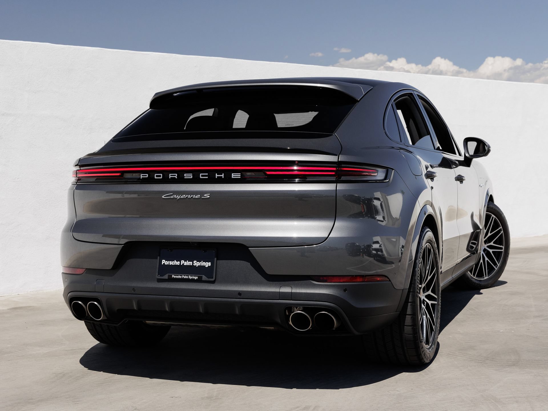 Certified 2025 Porsche Cayenne S AWD/4WD image 7