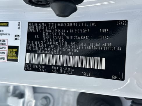 Used 2025 Toyota Corolla Cross L FWD image 35