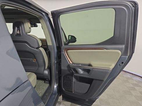 Used 2023 Rivian R1T Adventure AWD/4WD image 19