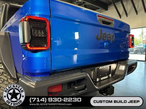 Used 2020 Jeep Gladiator Sport w/ Quick Order Package 24S AWD/4WD image 11