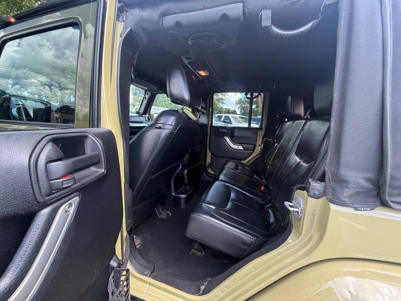 Used 2013 Jeep Wrangler Unlimited Sahara w/ Dual Top Group AWD/4WD image 11