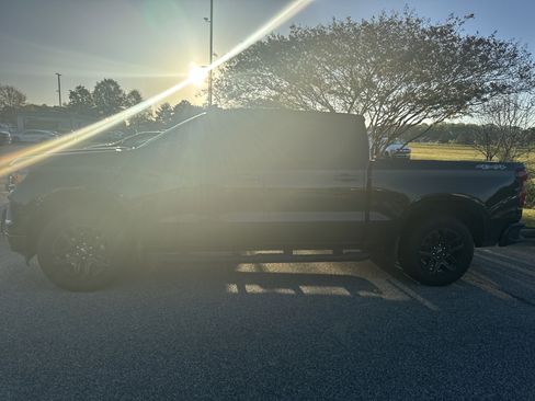 Certified 2024 Chevrolet Silverado 1500 Custom w/ Rally Edition image 17