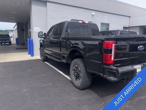 Used 2024 Ford F250 Lariat w/ Tremor Off-Road Package AWD/4WD image 1