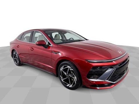 Used 2024 Hyundai Sonata SEL w/ Convenience Package image 4