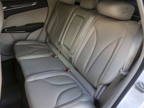 Used 2019 Lincoln MKC Reserve w/ MKC Technology Package image 31