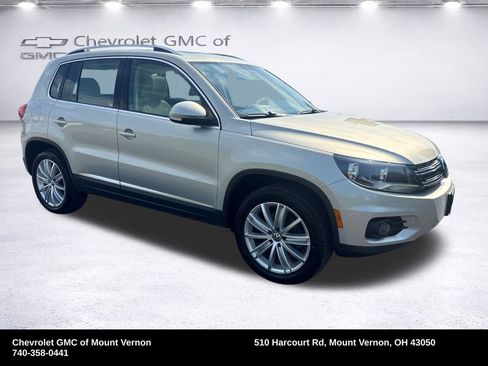 Used 2015 Volkswagen Tiguan SE AWD/4WD image 8
