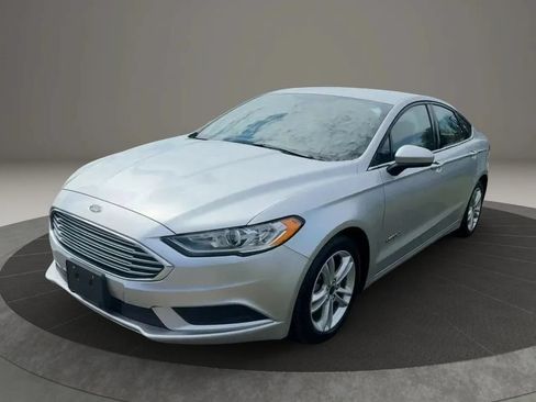 Used 2018 Ford Fusion S FWD image 3