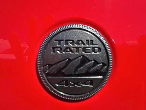 Used 2023 Jeep Gladiator Sport AWD/4WD image 42