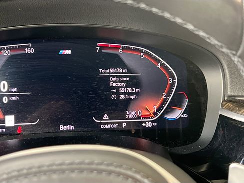 Used 2021 BMW 530i xDrive w/ M Sport Package image 12