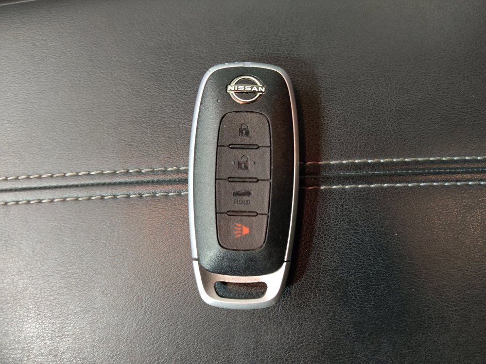 Used 2025 Nissan Sentra SV FWD image 32