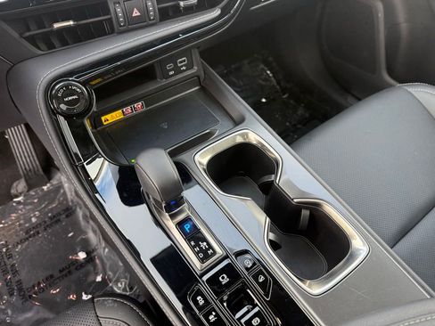 Certified 2025 Lexus NX 350 AWD w/ Premium Package image 14