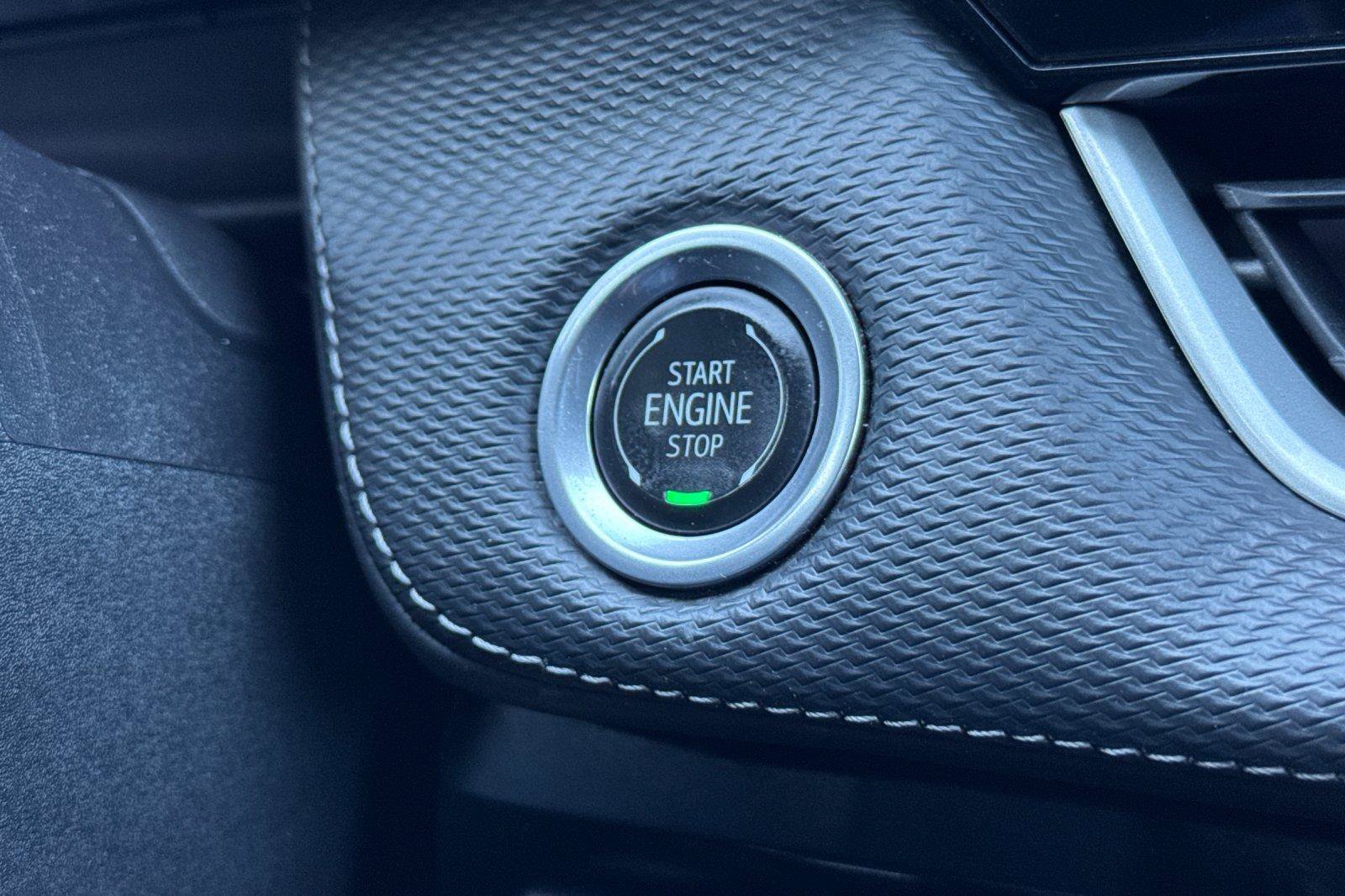 Used 2025 Chevrolet Equinox LT w/ Convenience Package II FWD image 26