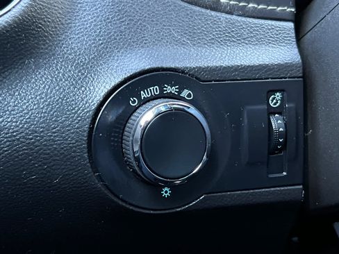 Used 2013 Chevrolet Camaro LS RWD image 26