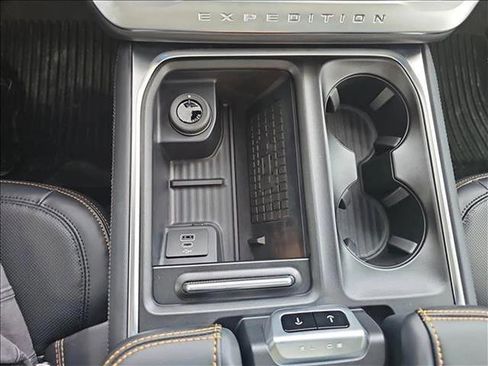 New 2025 Ford Expedition Tremor image 15