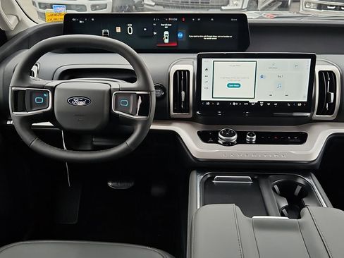 New 2026 Ford Expedition Active RWD image 20