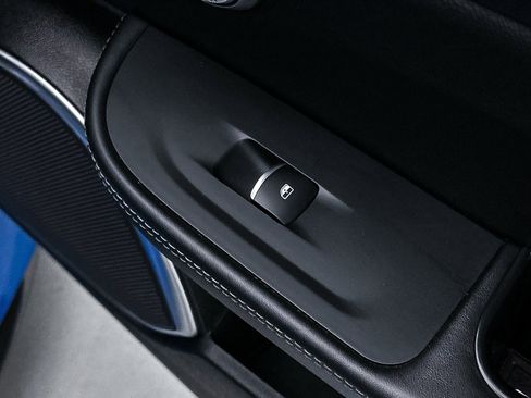 Used 2018 Alfa Romeo Giulia Quadrifoglio w/ Driver Assist Dynamic Package image 34