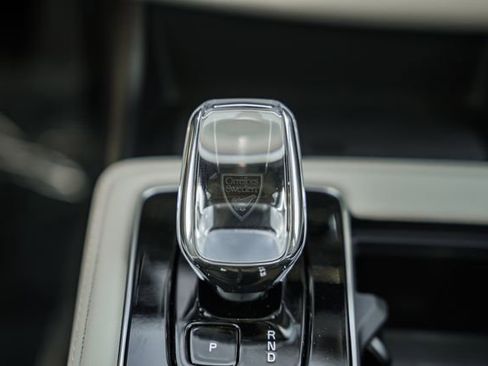 New 2026 Volvo XC90 T8 Ultra w/ Protection Package Premier image 25