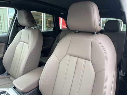 New 2025 Audi Q5 Premium image 10