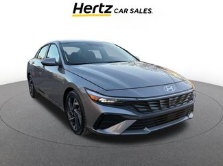 Used 2025 Hyundai Elantra SEL video 1