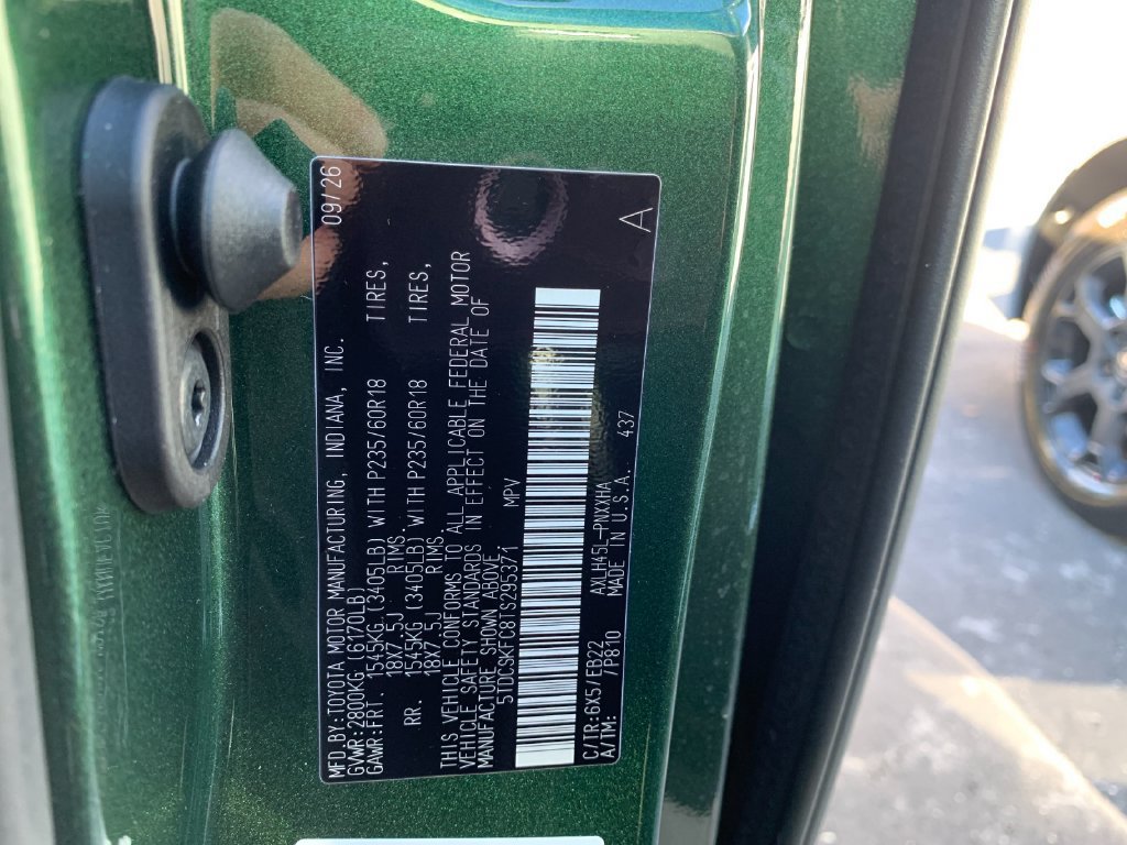 New 2026 Toyota Sienna XLE Woodland Edition AWD/4WD image 34