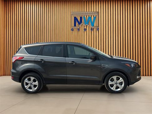 Used 2015 Ford Escape SE AWD/4WD image 21