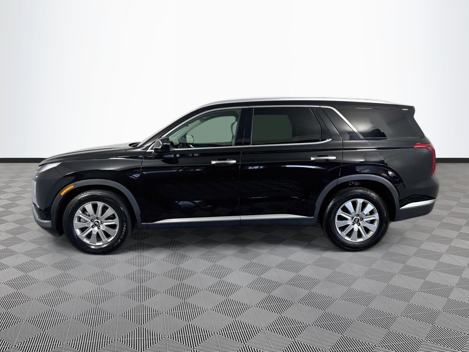 Used 2024 Hyundai Palisade SEL FWD image 4