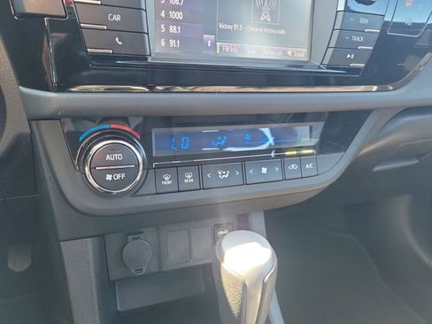 Used 2016 Toyota Corolla S FWD image 22