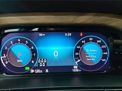 Used 2025 Volkswagen Atlas SE image 41