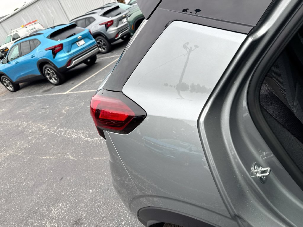 New 2027 Chevrolet Bolt LT FWD image 30