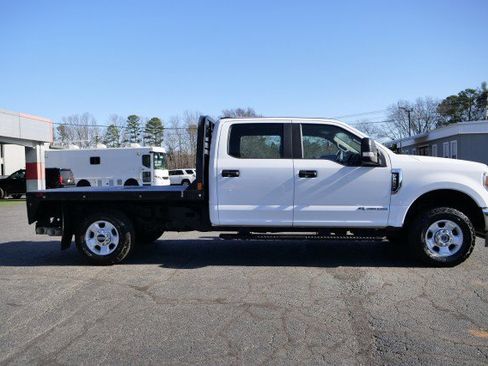 Used 2022 Ford F250 XL w/ Power Equipment Group image 41