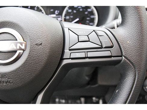 Certified 2025 Nissan Kicks Play S FWD image 18