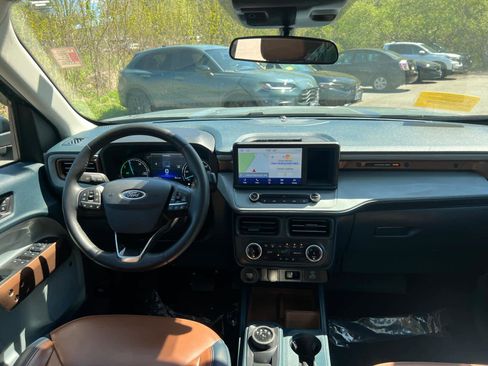 Used 2024 Ford Maverick Lariat FWD image 35