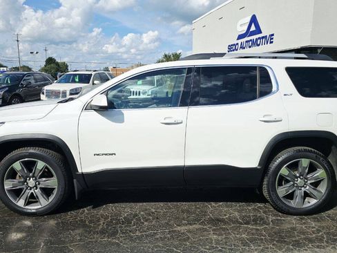 Used 2018 GMC Acadia SLT w/ LPO, Floor Liner Package AWD/4WD image 3