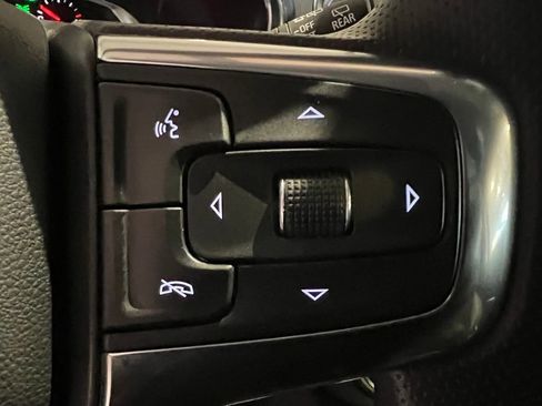 New 2025 Chevrolet Blazer LT w/ Midnight/Sport Edition image 13