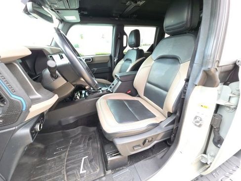 Used 2024 Ford Bronco Wildtrak AWD/4WD image 13