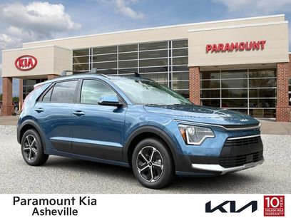 New 2025 Kia Niro EX