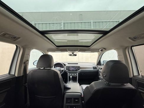 Used 2023 Volkswagen Atlas SE image 9