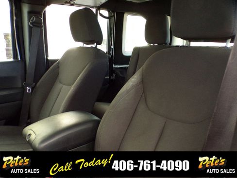 Used 2017 Jeep Wrangler Unlimited Sport w/ Dual Top Group image 22